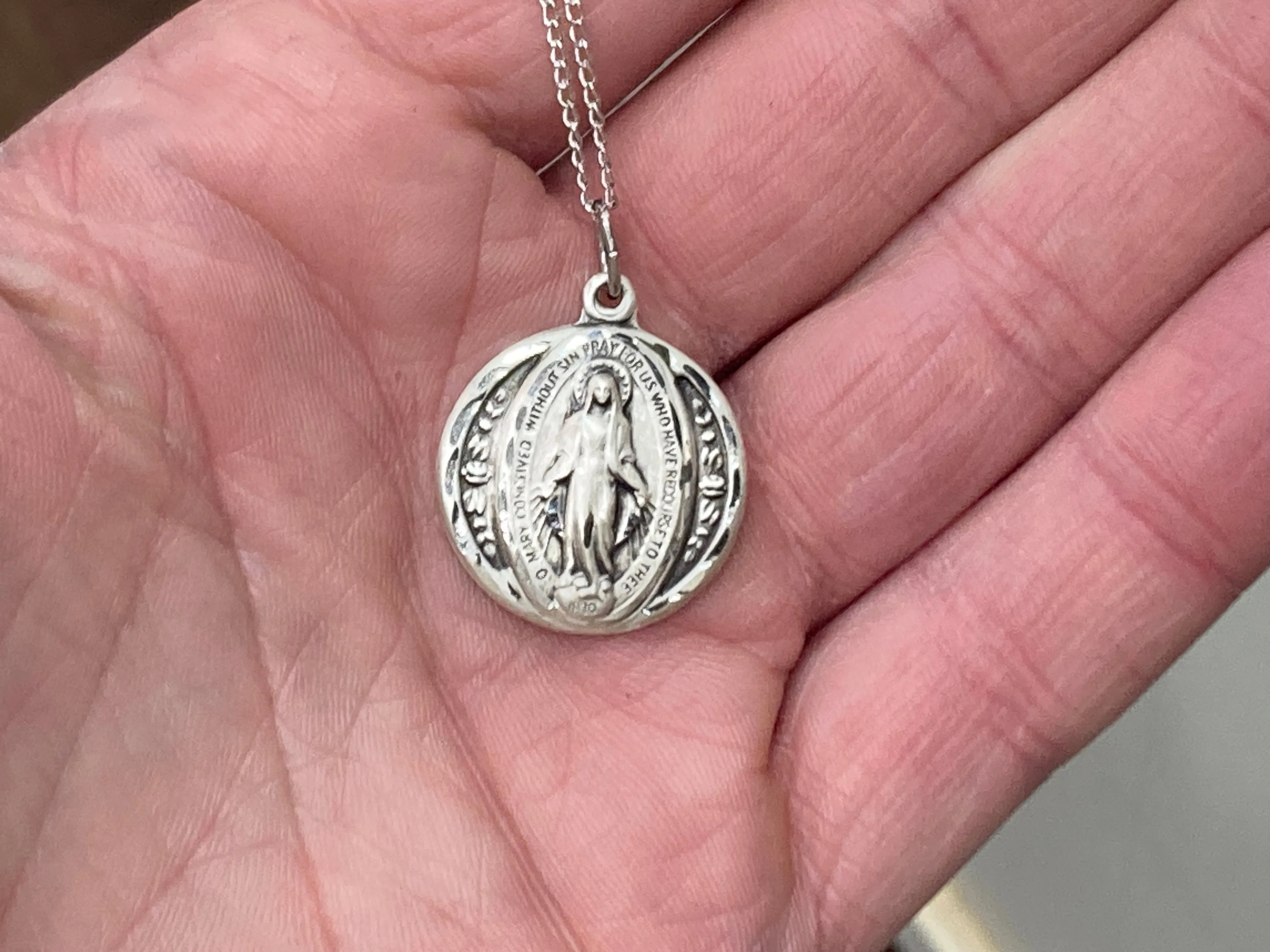 Miraculous Round Silver Pendant With Chain