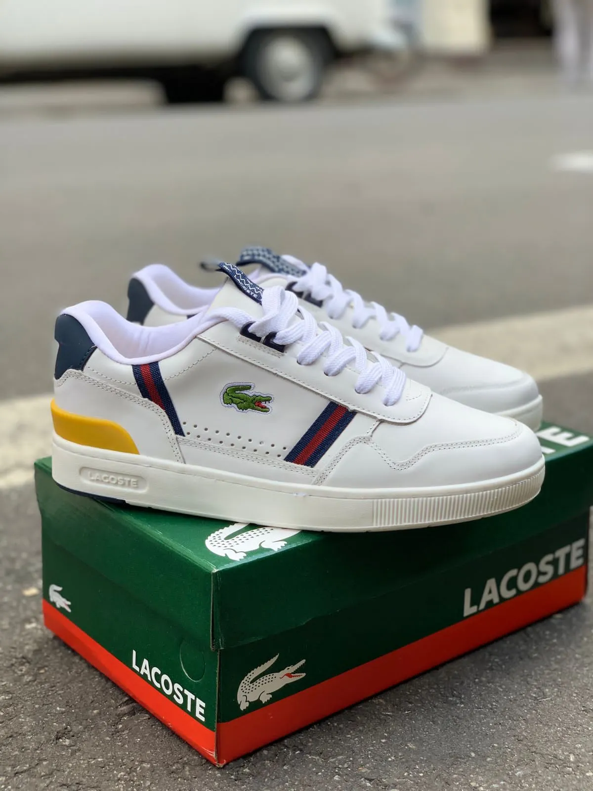 Tênis Lacoste T-clip